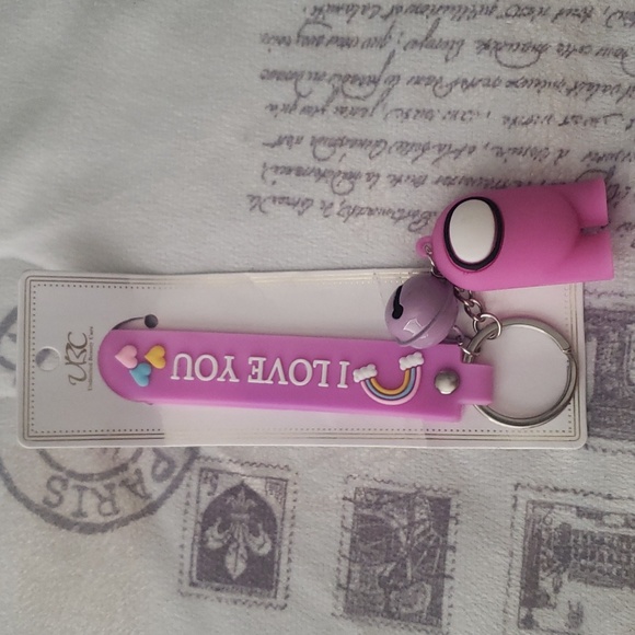 Among Us "I Love You" Purple Keychain - Picture 1 of 2